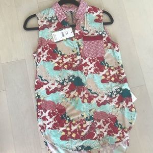 BNWT XS.  SMASH - Barcelona style.  Paid $100 - my loss is your gain!